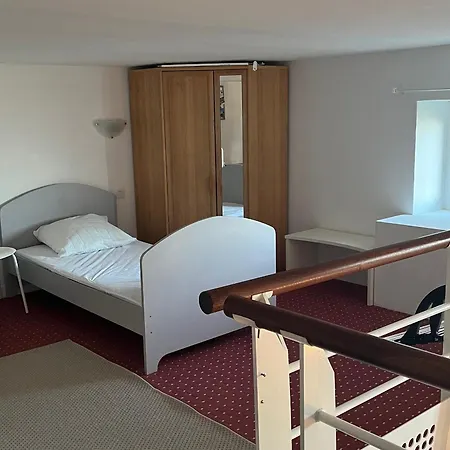 Le Croisic: Familial Au Calme Avec Piscine - Fr-1-843-21 * Le Croisic