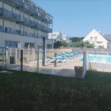 Apartment Le Croisic: Familial Au Calme Avec Piscine - Fr-1-843-21 Le Croisic